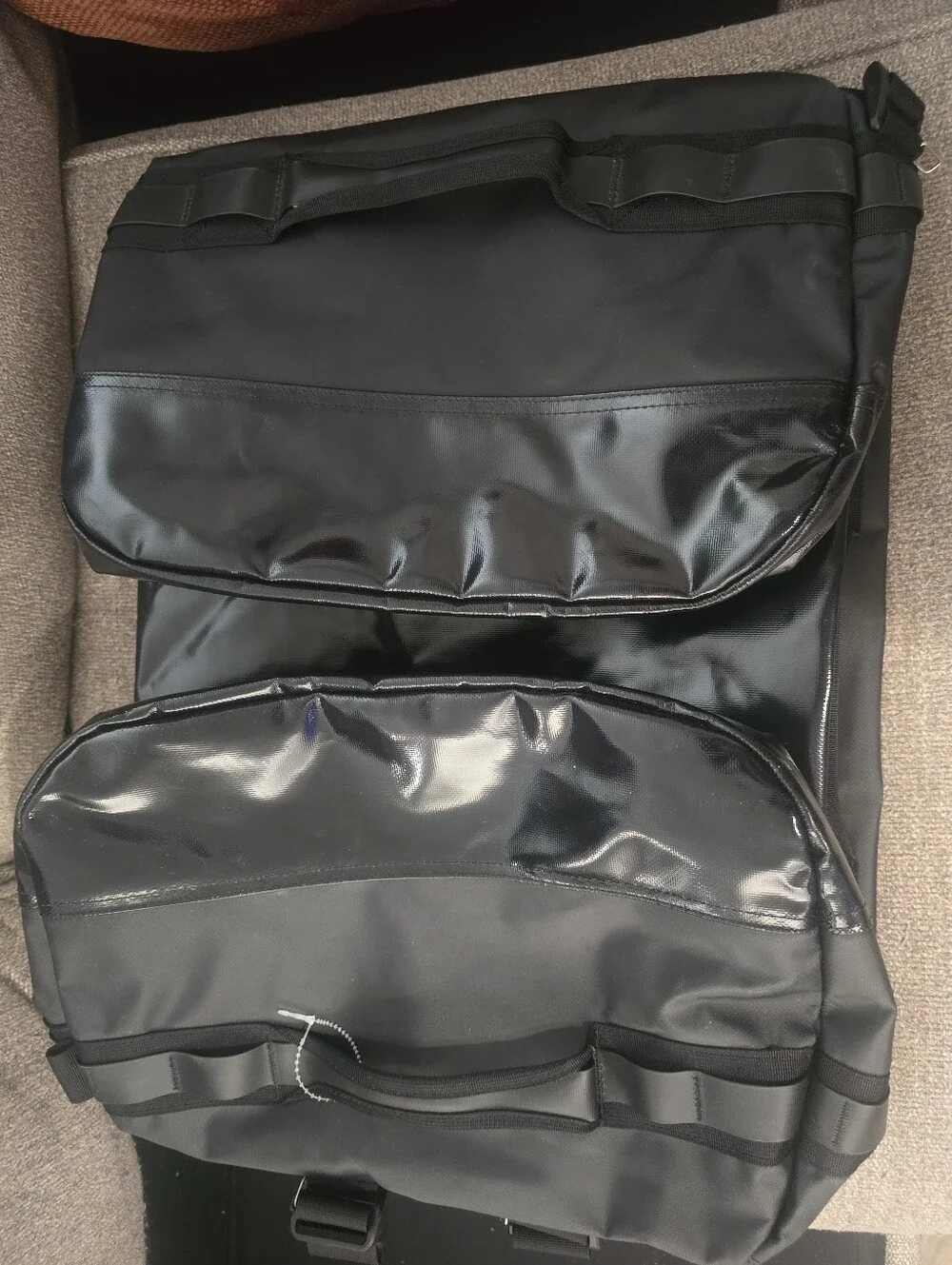 BABOON TO THE MOON GO-BAG 60L NWOT